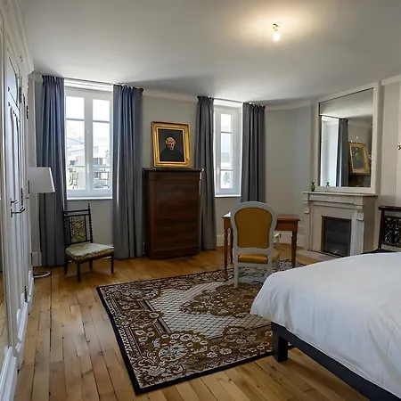 La Demeure Du Tabellion Casa de Férias